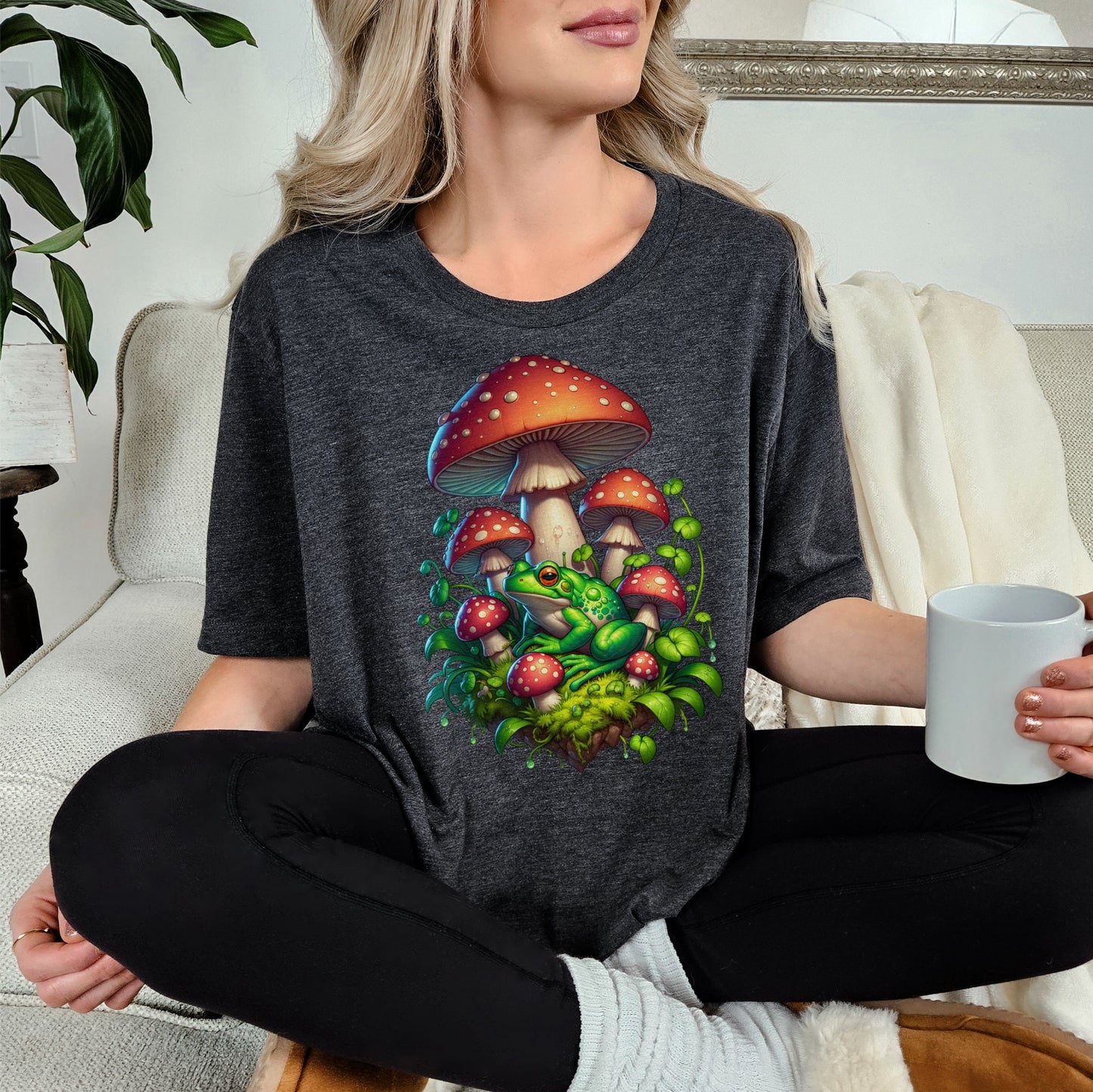 Weirdcore Frog Mushroom Shirt, Goblincore Frog Shirt, Weird Stuff, Trippy Whimsigoth Tee