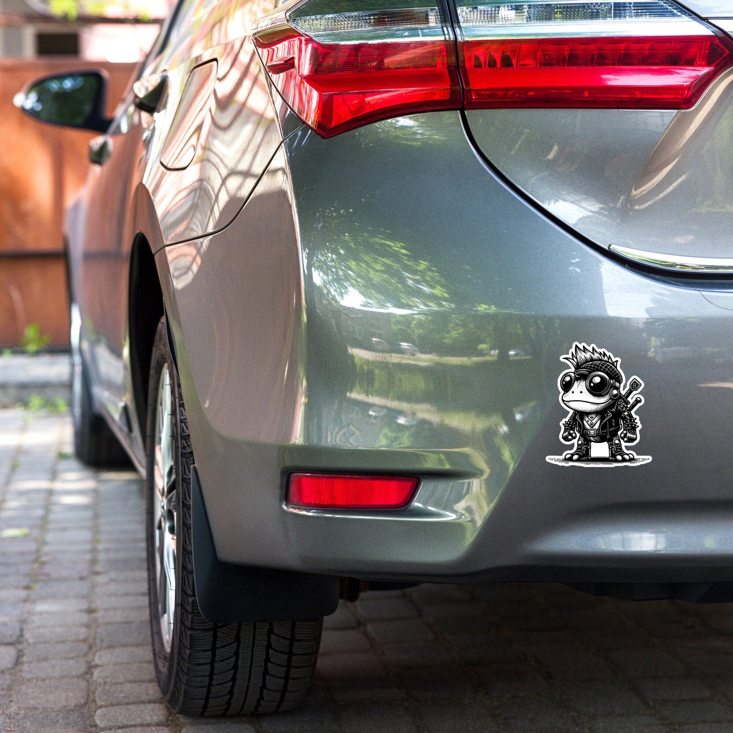 Gothic Grunge Punkrock Cyborg Frog Sticker Vinyl Waterproof Cyberpunk Animal Sticker for Tumblers, Car Bumpers, Books and Crafts