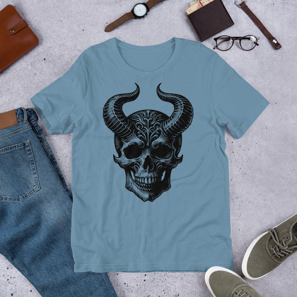 Gothic Grunge Punkrock Horned Skull Shirt Vinyl Waterproof Darkcore T-Shirts for Tumblers, Car Bumpers, Books and Crafts