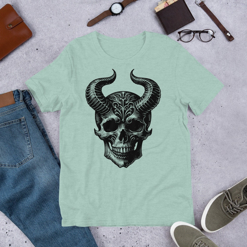 Gothic Grunge Punkrock Horned Skull Shirt Vinyl Waterproof Darkcore T-Shirts for Tumblers, Car Bumpers, Books and Crafts