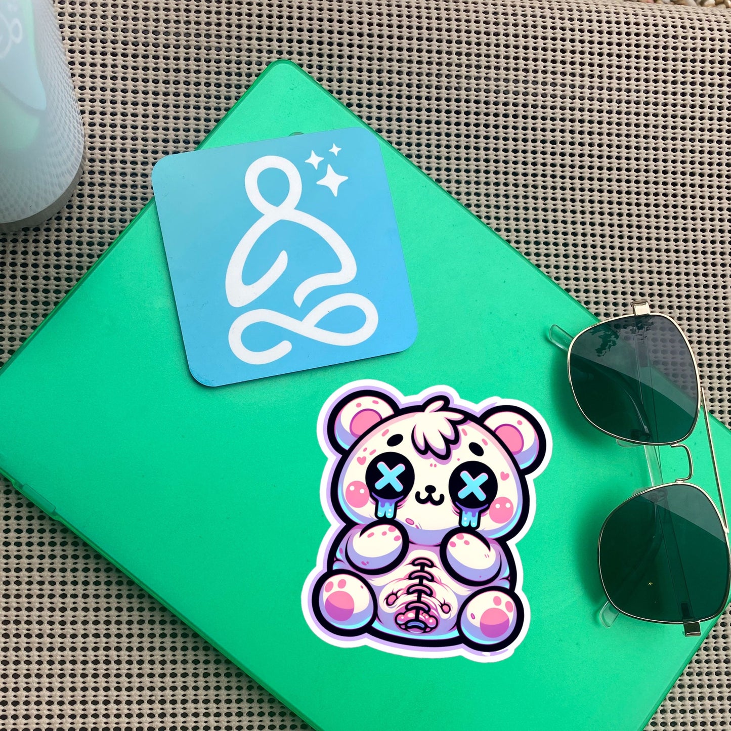 Creepy Cute Gore Weirdcore Bear Vinyl Sticker Grunge Pastel Goth Stitch Teddy Weird Sticker Gifts