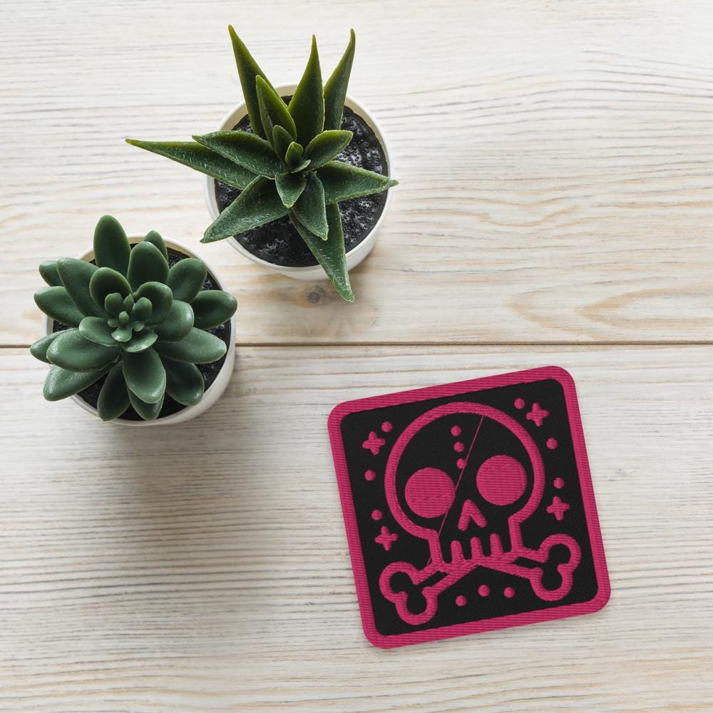Spooky Cute Weirdcore Grunge Bubble Skull Pink Stitching Goth Embroidered Patch