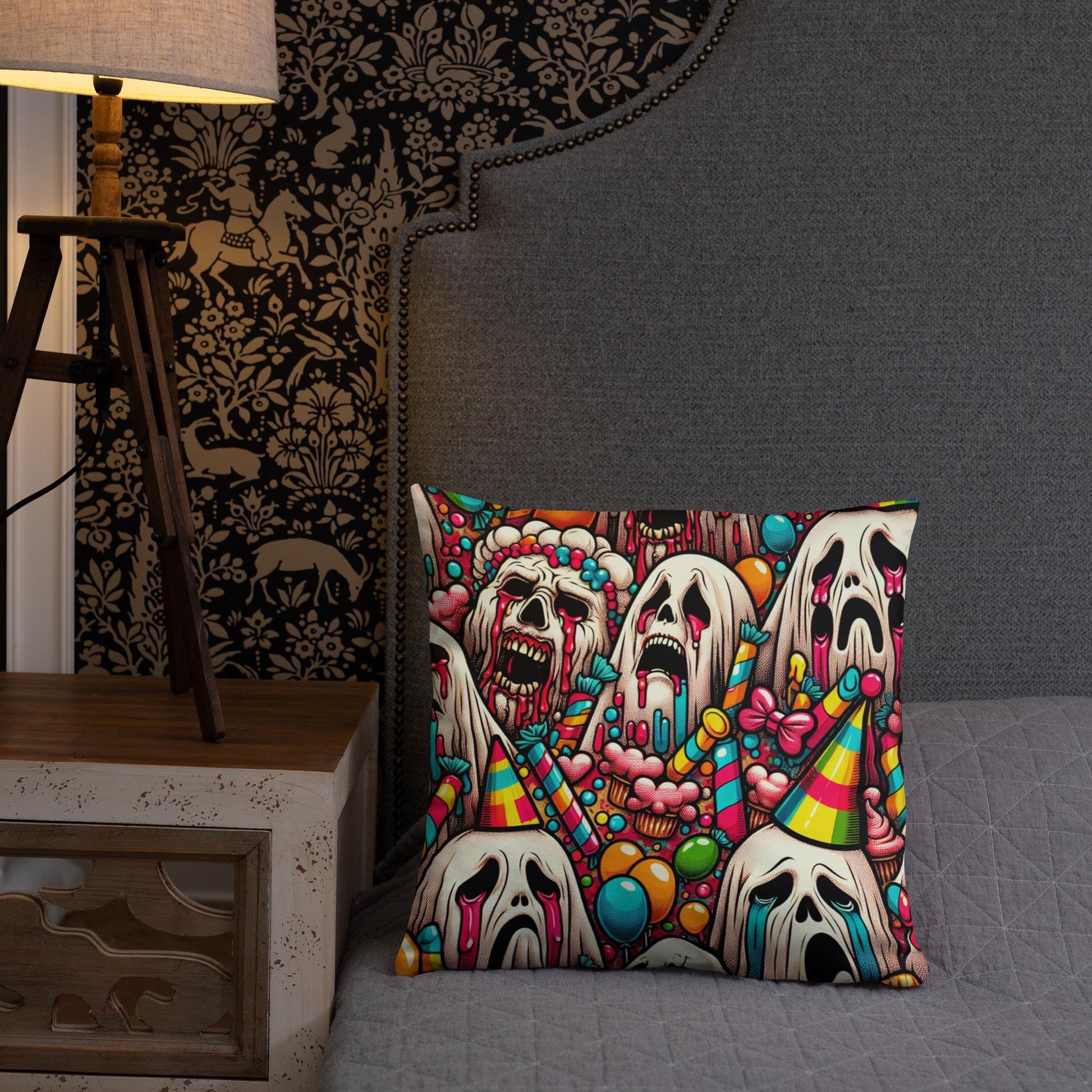 Creepy Screaming Ghosts Decorative Horror Pillow Halloween Weirdcore Candy Goth Throw Pillow