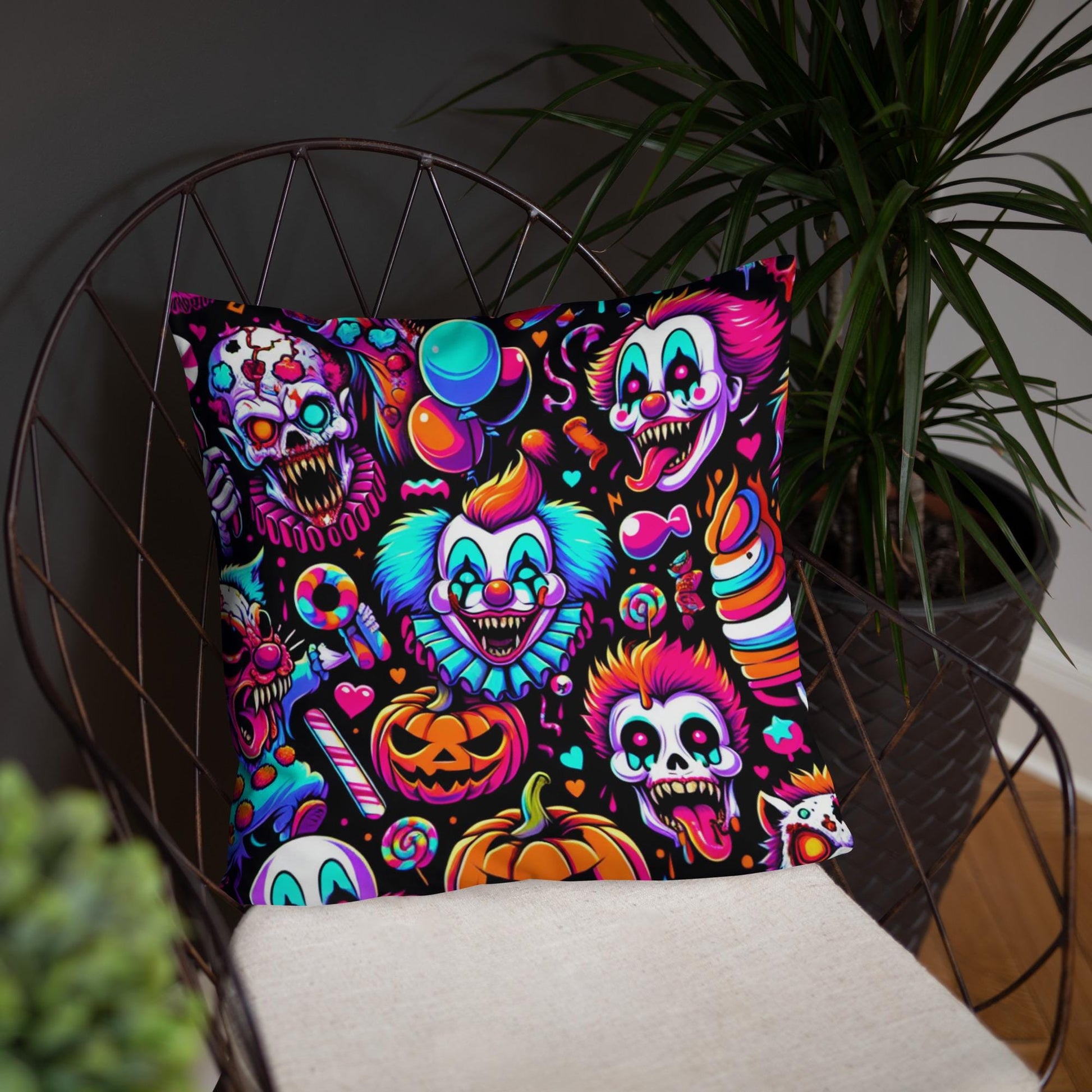 Creepy Horror Bubble Goth Grunge Clowns Ghost Weirdcore Clowncore Decorative Throw Pillow