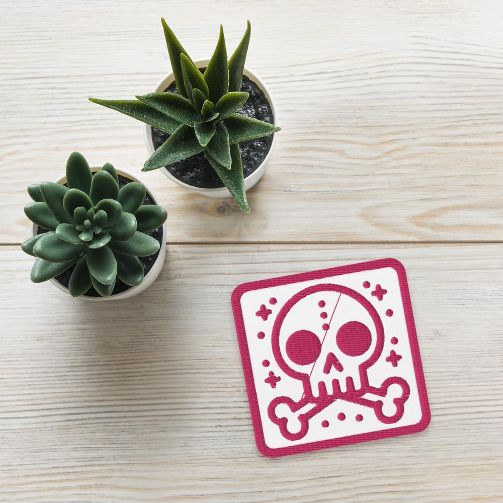 Spooky Cute Weirdcore Grunge Bubble Skull Pink Stitching Goth Embroidered Patch