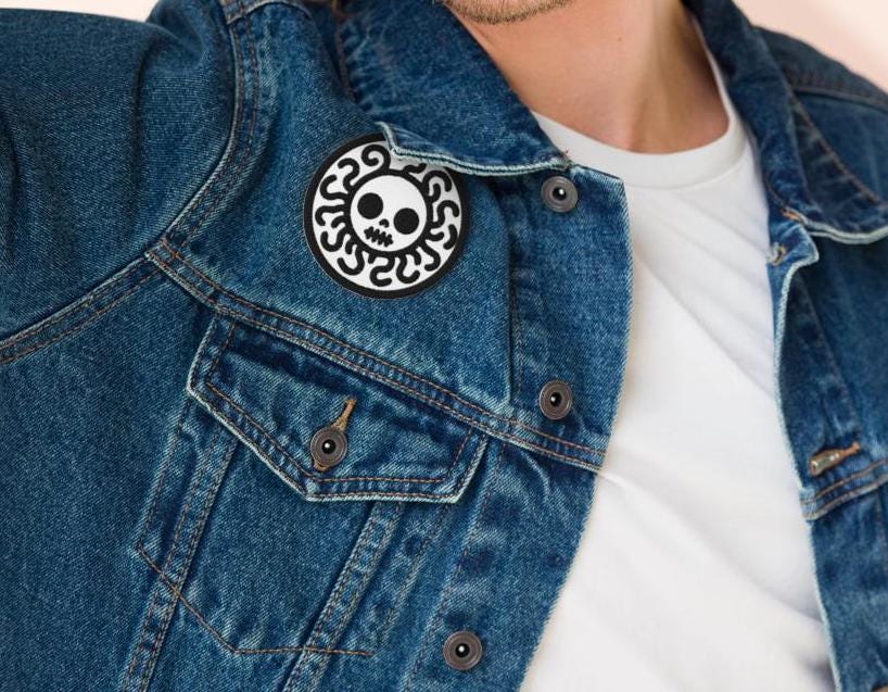 Spooky Cute Grunge Medusa Embroidered Patch With White Background and Black Stitching